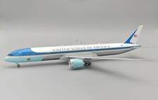 Blue Box 1:200 Boeing 787-10 USA Ref: B-USAF-78X-001P