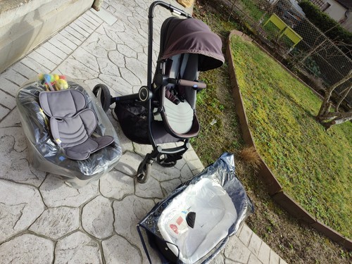 Poussette chicco noire - en,