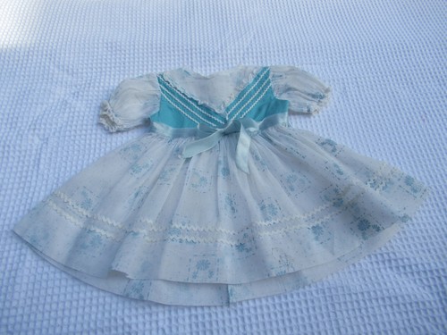Vend jolie robe pour ancienne - vend,