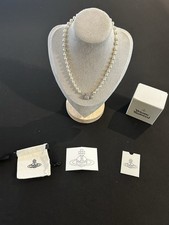 Vivienne Westwood Collier One