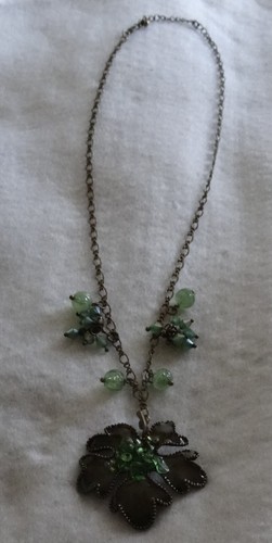 Collier medaillon perle jade - collier,