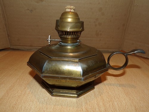 Lampe ancienne pétrole en - ancienne,