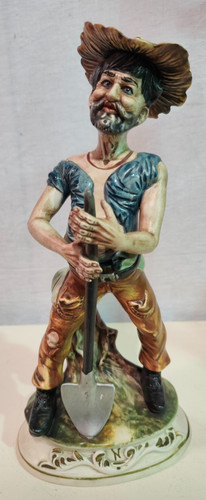 Figurine marquée capodimonte - marquée,