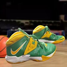 LeBron James Nike Fierté Des Rois Or Vert Saint Jean Chaussures Jeunes Taille 4