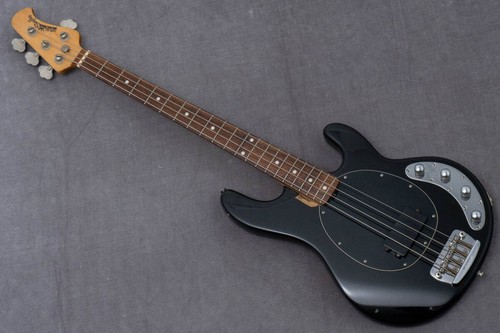 Ernie ball music man stingray - ball,