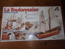 belle maquette en bois navire