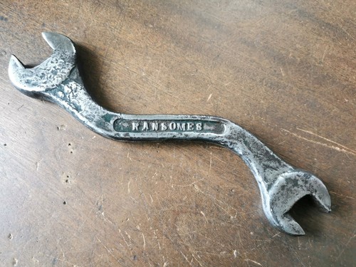 Vintage ransomes 688 tractor - vintage,