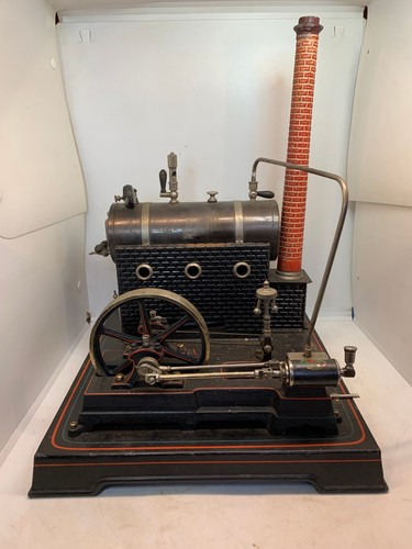 Ancienne machine vapeur de - ancienne,