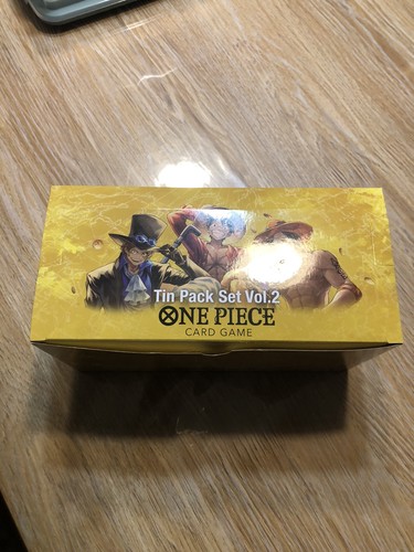 One piece display - one,