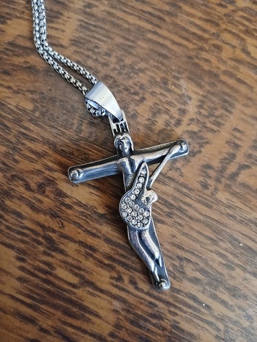 Pendentif croix guitare