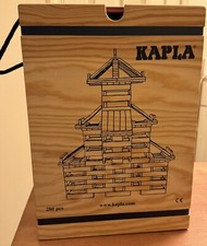 KAPLA Wooden Construction Set - 280 Building Planks in a Chest with Art Book