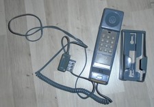 Téléphone fixe Ancien mural