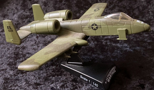 Avion chasse miniature - de,