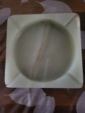 cendrier en marbre couleur vert onyx