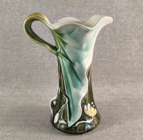 Beau pichet faience barbotine - beau,