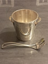 Seau à glaçons avec