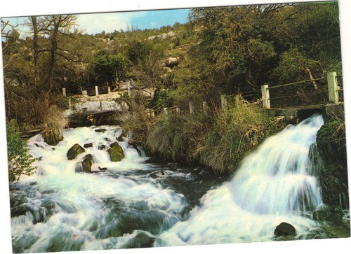 Fontaine eveque l - l'eveque,