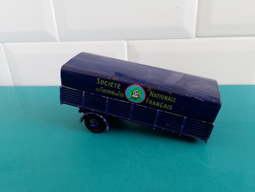 0604261 voiture ancien dinky - 0604261,