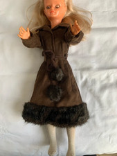 Robe Troïka pour poupée Cathie Bella