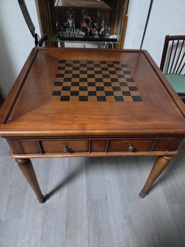 Table jeux carrée - en, bois