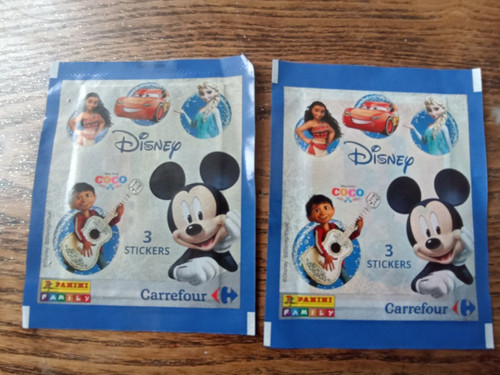 Lot disney pochettes - 2, 3