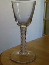 ANCIEN VERRE A PORTO APERITIF