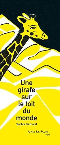 Une girafe sur - , le