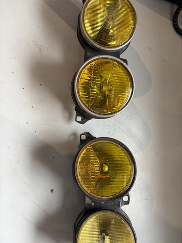 Phares avant jaunes bmw e30 - jaunes,