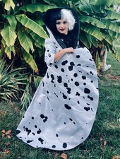 Halloween Cruella Costume Includes Over Coat, Sheer Fashion Top, Pant, Wig