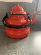 ANCIENNE BOUILLOIRE EN TÔLE