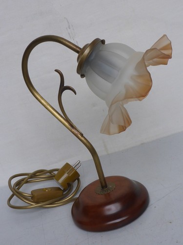 Ancienne lampe table - de,