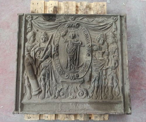 Ancienne plaque cheminée - ancienne,