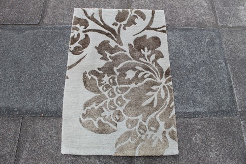Tapis tricoté main - tapis, style