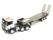 Camion porte char RC 1/24