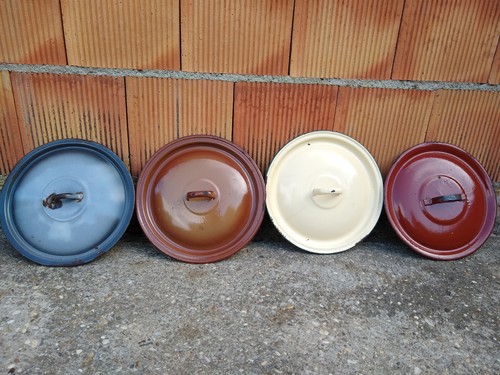 Lot anciens couvercles tôle - 4,