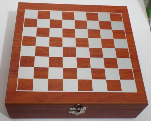 Russe bois jeu échecs - en,