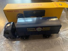 DINKY TOYS tracteur PANHARD
