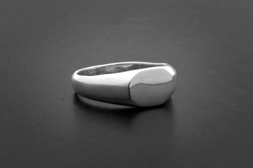 Bague chevalière fine homme