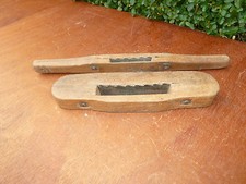 Lot de 2  anciens racloirs