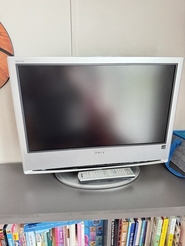 Sony bravia klvs23a10 720p - sony,