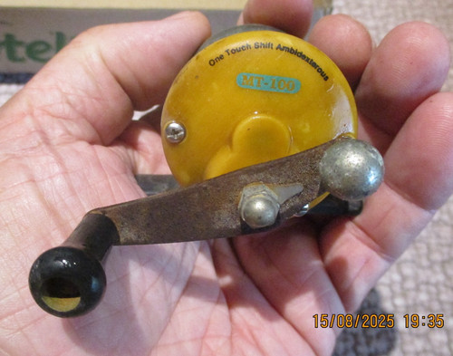 Ancien moulinet pêche - de,