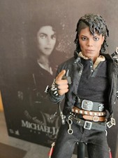 Figurine de luxe exposée Michael Jackson pour collectionneur HOT TOYS