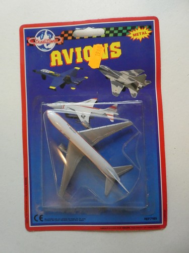 Avion miniature métal - avion, métal.