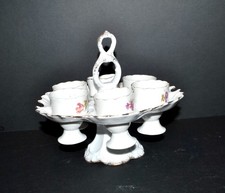 Service à œuf ancien en