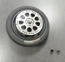 Roue arrère pour trottinette