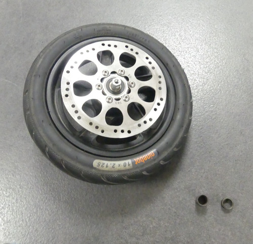 Roue arrère pour trottinette