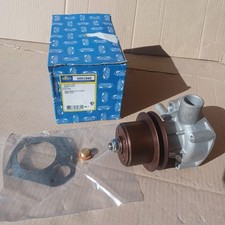 Pompe à eau Saviem SG2 / 3 / 4 / 5 SB5 SG5C