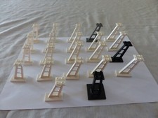 Lego : lot de 22 support incliné ,pilier ,pylone