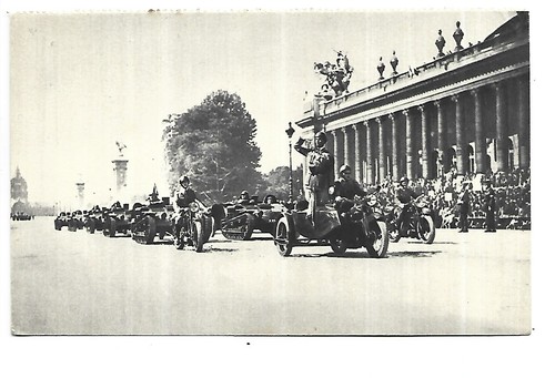 Militaire paris chenillettes - paris,