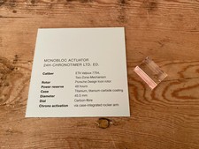 Nouveau - Montre Plaque